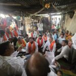 IMG 20260225 WA0048 Mla baburao kadam kohalikar meet pardi : विजेच्या कडकडाटात शेतकरी महिलेचा मृत्यू; आमदारांची पार्डीत भेट, तातडीच्या मदतीचे आश्वासन