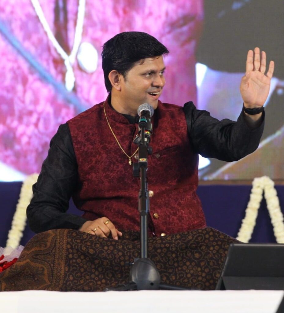 आदित्य मोडक यांचा नेटका मुलतानी