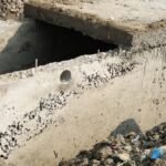 IMG 20260203 201457 Bogus work of drains : हिमायतनगर राष्ट्रीय महामार्गावरील नाल्यांचे बोगस काम उघड..!