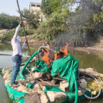 sand thift Raid on illegal sand : विष्णुपुरी प्रकल्पाजवळ अवैध रेती साठ्यावर छापा; ७ लाख २५ हजारांचा मुद्देमाल जप्त
