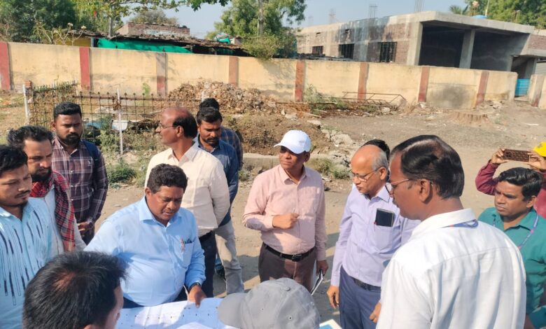 IMG 20260324 WA0031 DRM Nanded inspects : डीआरएम नांदेड यांची स्थानकांची पाहणी; पायाभूत सुविधा विकास कामांचा आढावा