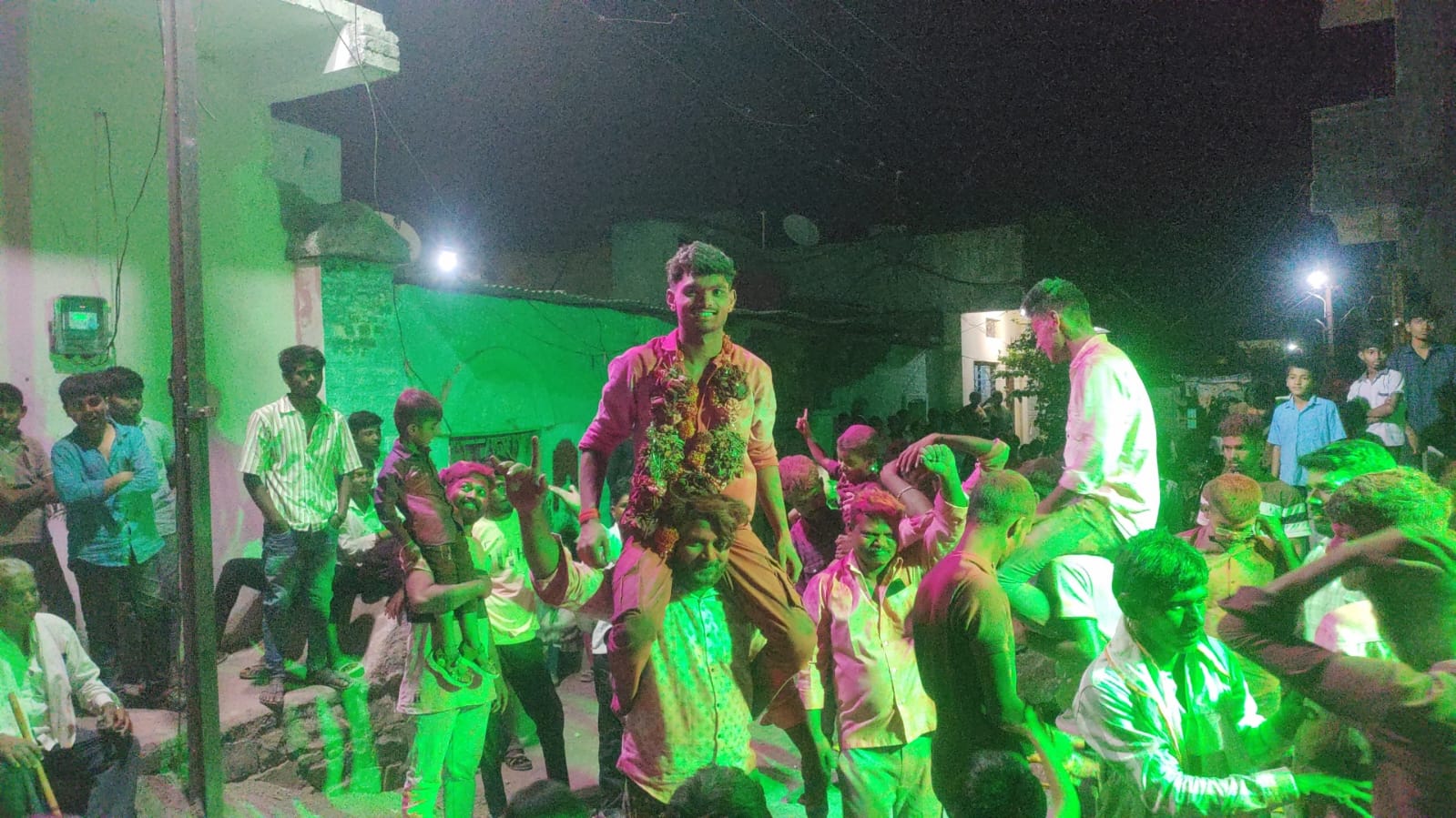 Son Becomes Police : आईच्या कष्टाच चीज; मुलगा पोलिस बनला 3 IMG 20260329 WA0056 Son Becomes Police : आईच्या कष्टाच चीज; मुलगा पोलिस बनला