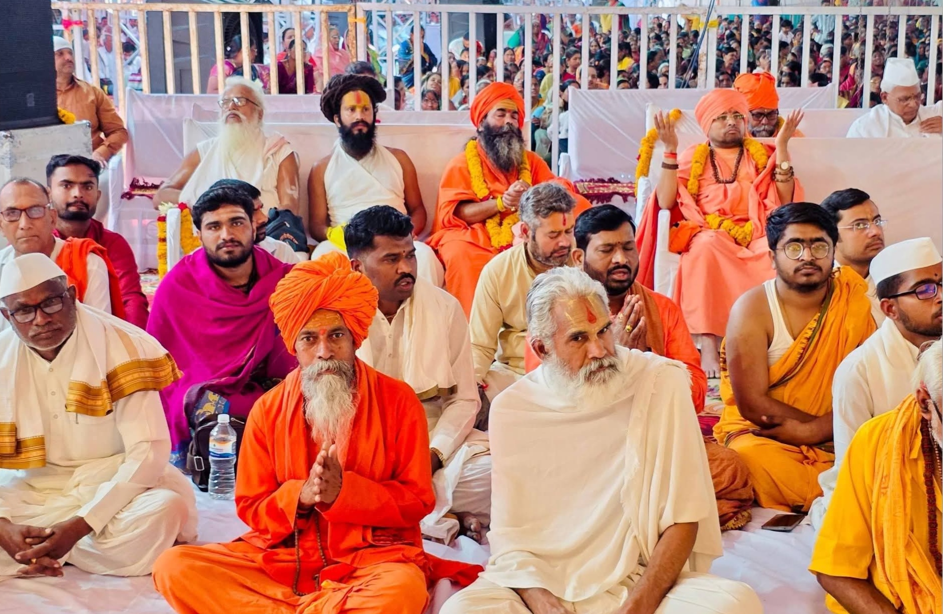 IMG 20260323 204405 Every Home in Ram : “घराघरात राम, जीवनात समाधान” — राधाकृष्ण जी महाराज यांचे हृदयस्पर्शी प्रतिपादन