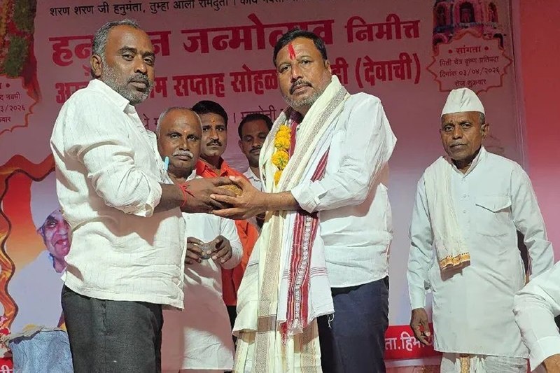 FB IMG 1775270755971 Hanuman Janmotsav : हनुमान जन्मोत्सव निमित्त बोरगाडीच्या मारोती मंदिरात दर्शनासाठी भाविकांची गर्दी