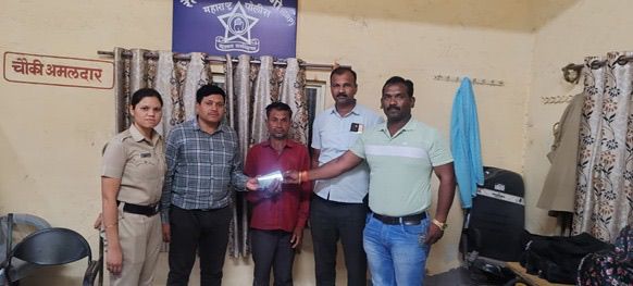 IMG 20260404 WA0089 1 Train News : ऑपरेशन ‘यात्री सुरक्षा’ व ‘अमानत’ अंतर्गत RPF–GRP ची कारवाई