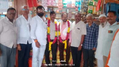 IMG 20260405 WA0027 Honored : लोहा भूमीचा अभिमान! कृषी विद्यापीठाचे सहायक कुलसचिव पद्माकर पाटील यांचा गौरव