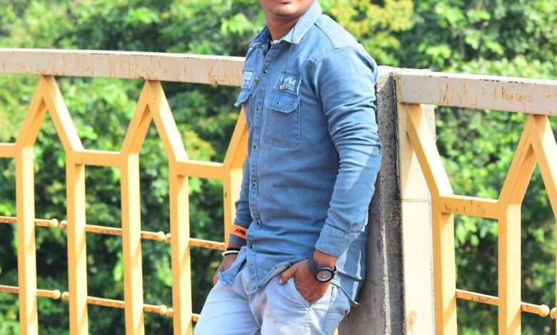 Himayatnagar Accident : म्हसोबा नाल्यावर मृत्यूचा सापळा; भरधाव वाहनाच्या धडकेत तरुण ठार 1 IMG 20260410 WA0073 Himayatnagar Accident : म्हसोबा नाल्यावर मृत्यूचा सापळा; भरधाव वाहनाच्या धडकेत तरुण ठार