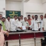 हदगावचा प्रस्तावित किनवट जिल्ह्यात समावेश करण्यास काँग्रेसचा विरोध; तहसील कार्यालयात निवेदन