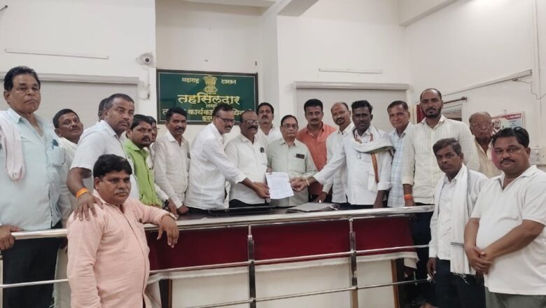 हदगावचा प्रस्तावित किनवट जिल्ह्यात समावेश करण्यास काँग्रेसचा विरोध; तहसील कार्यालयात निवेदन