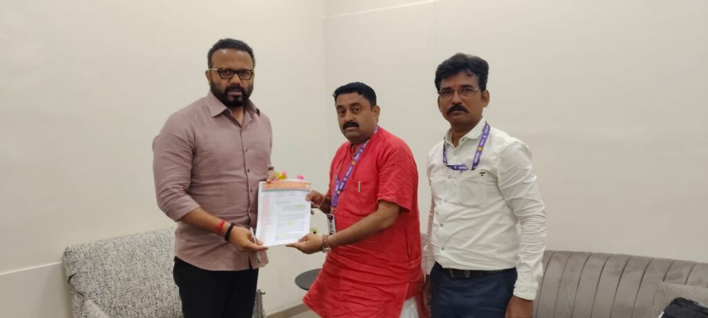 सेवाज्येष्ठ TET/CTET पात्र शिक्षकांवरील अन्याय थांबवावा
