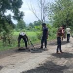 IMG 20260724 072120 Substandard work : निकृष्ट कामाच्या कंत्राटदारावर कारवाई नाही; पुन्हा त्याच्याकडूनच रस्त्याची डागडुजी!