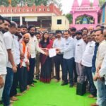 FB IMG 1789115507474 मराठा आरक्षणासाठी हिमायतनगर कडकडीत बंद