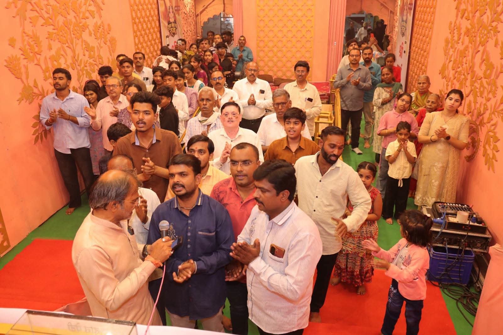 FB IMG 1790047330018 श्री सूर्य गणेश मंडळात ‘लोकसंवाद’चा जागर; नागरिकांना आरोग्य व रोजगार योजनांची माहिती