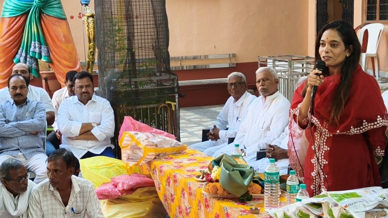 IMG20261007093509 01 श्री परमेश्वराच्या कृपाछायेत अयोध्या-काशी यात्रेची भक्तिमय सांगता