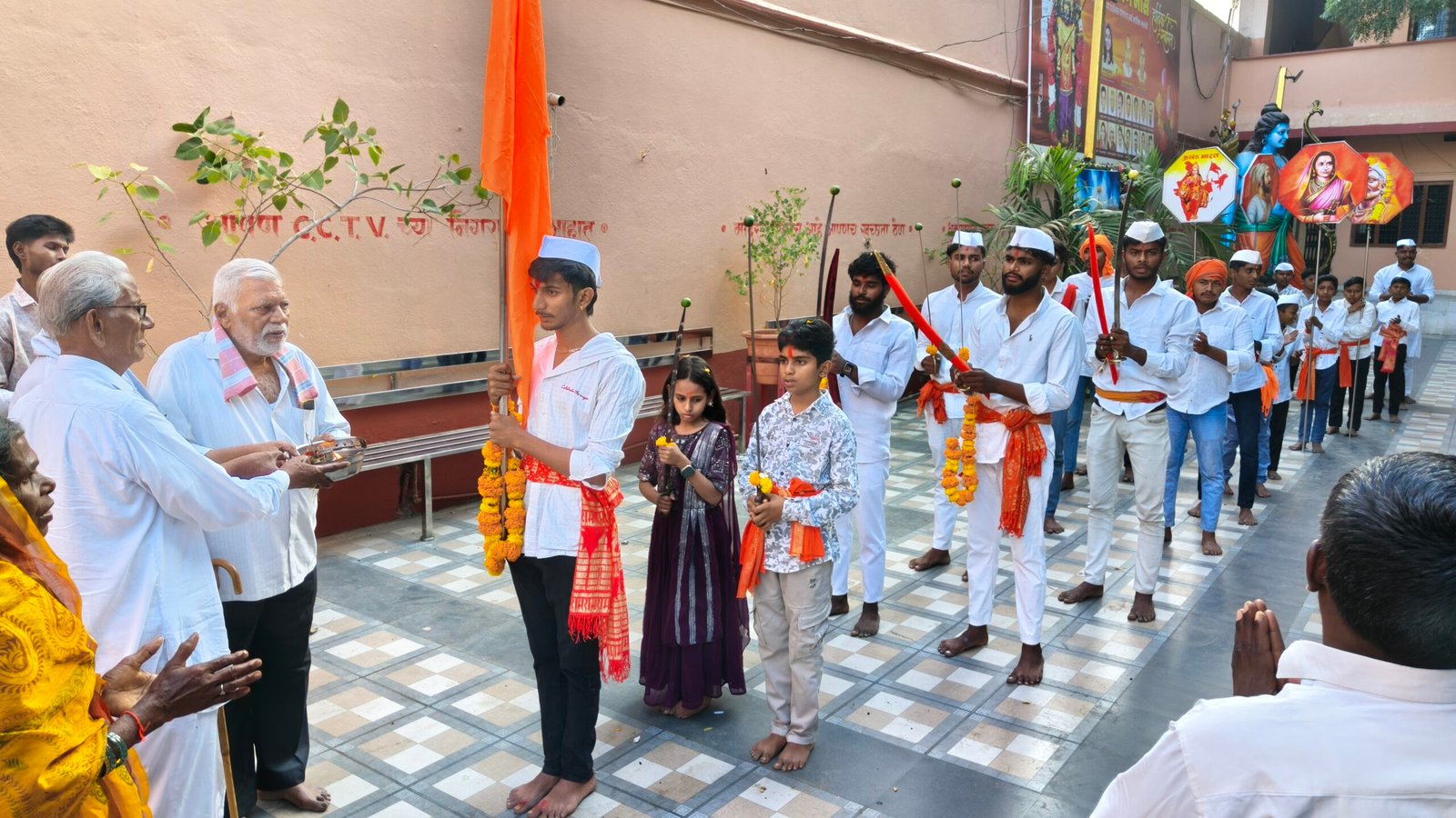 IMG20261018071056 scaled वाढोण्यात दुर्गामाता दौडीचा भगवा हुंकार! जय भवानी, जय शिवाजी, जय श्रीरामच्या जयघोषाने आसमंत दुमदुमला