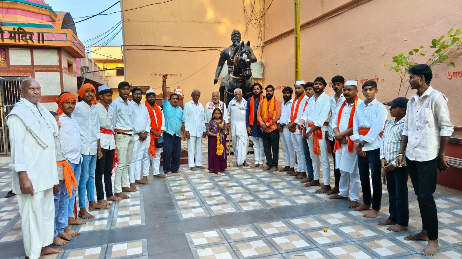 IMG20261018071403 scaled वाढोण्यात दुर्गामाता दौडीचा भगवा हुंकार! जय भवानी, जय शिवाजी, जय श्रीरामच्या जयघोषाने आसमंत दुमदुमला