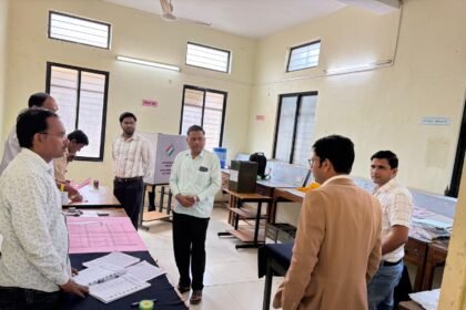 ss नांदेड जिल्ह्यात पदवीधर मतदारसंघासाठी शांततेत मतदान; सायंकाळी ४ वाजेपर्यंत अंदाजे ५९.८१ टक्के मतदान